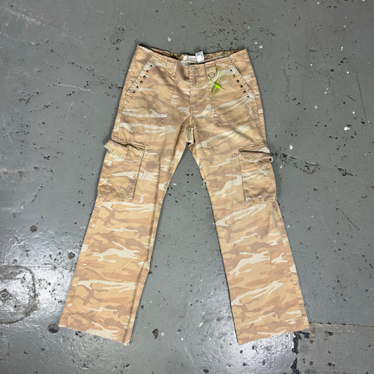 VINTAGE OLD NAVY PINK CAMO PANT - 8